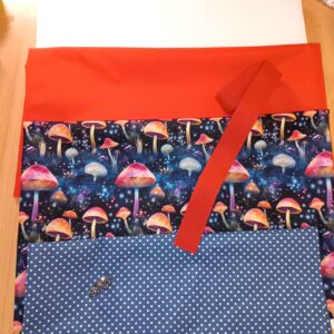 BALÍČEK NA KABELKU MURIEL - MAGICKÉ HOUBY