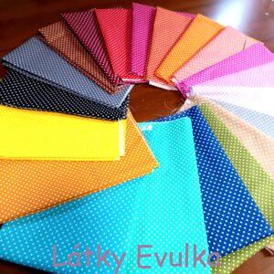 Balíček 20 ks puntíkatých pláten č.2