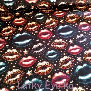 Kočárkovina Kiss Lips