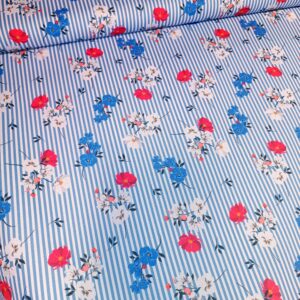 Kočárkovina Kytičky na modrobílém proužku