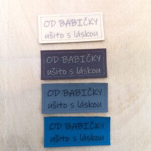 Koženkový štítek "OD BABIČKY ušito s láskou"